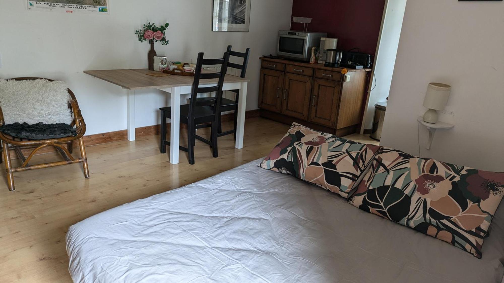 Gourmandise Apartment Coutances Bagian luar foto