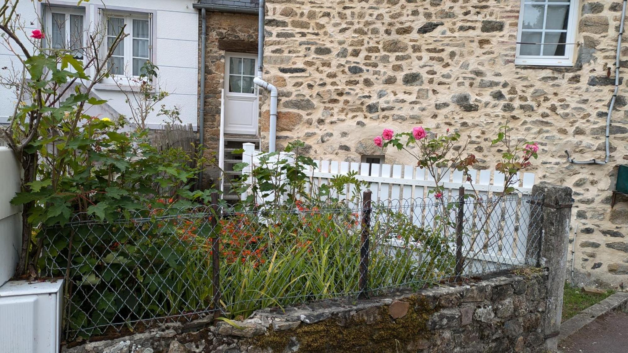 Gourmandise Apartment Coutances Bagian luar foto
